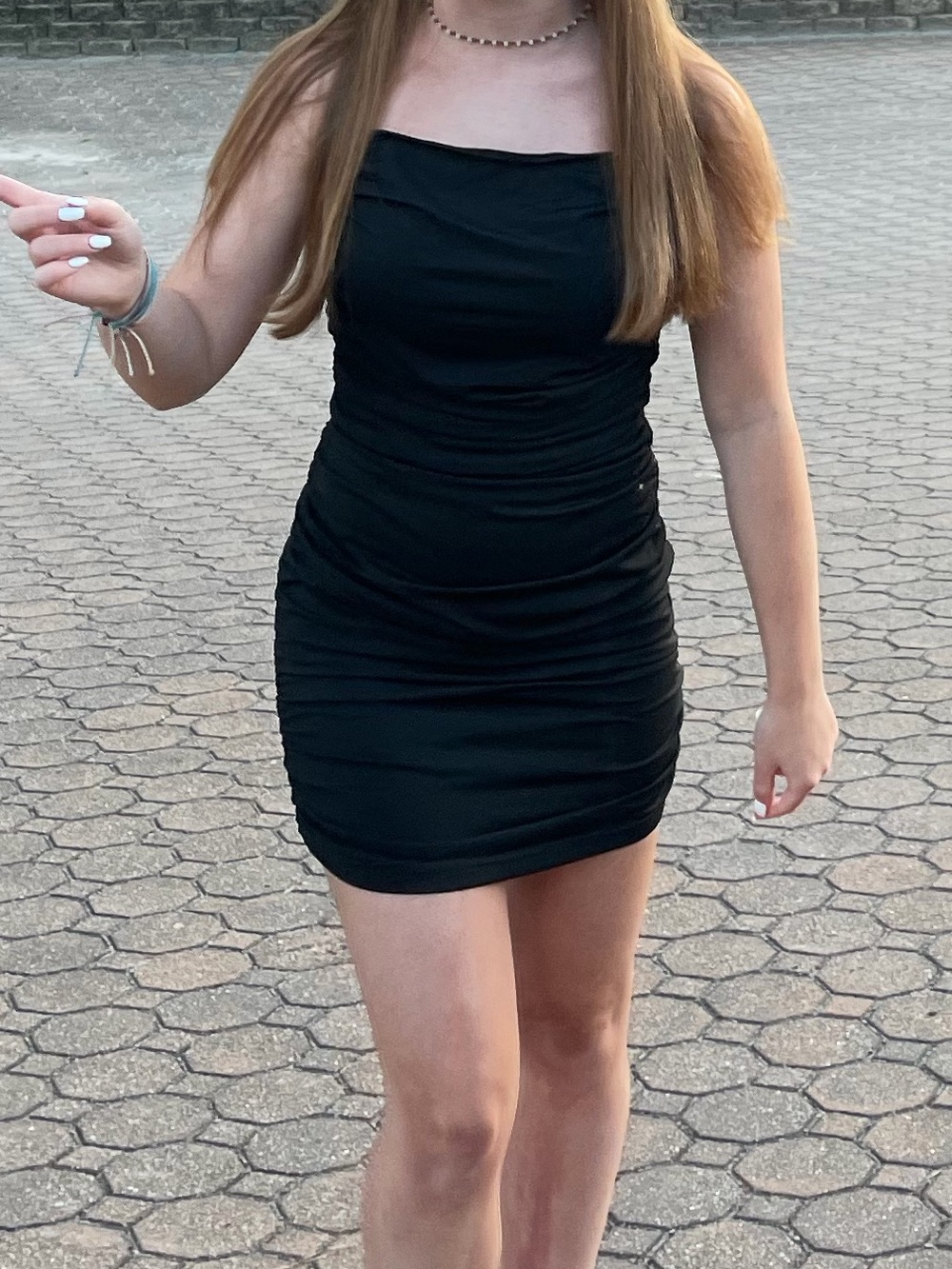 Black mini dress - Picture 3 of 3